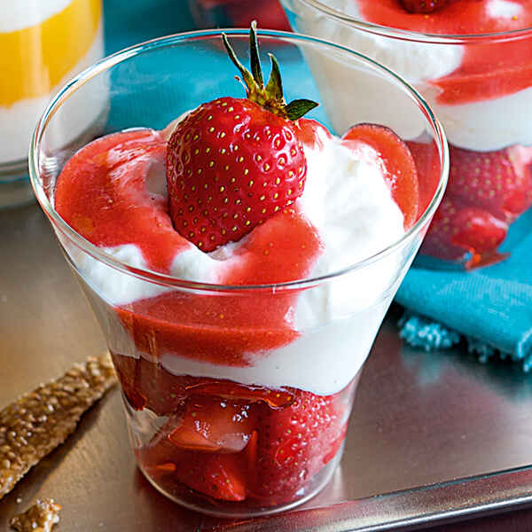 Nektarinen-Krokant-Creme Rezept | Küchengötter Nektarinen-Krokant-Creme Rezept | Küchengötter