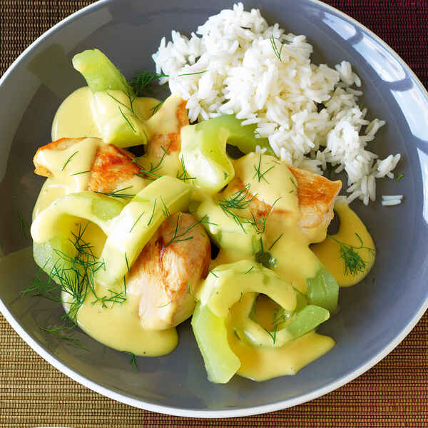 Seelachs auf Schmorgurken Rezept | Küchengötter