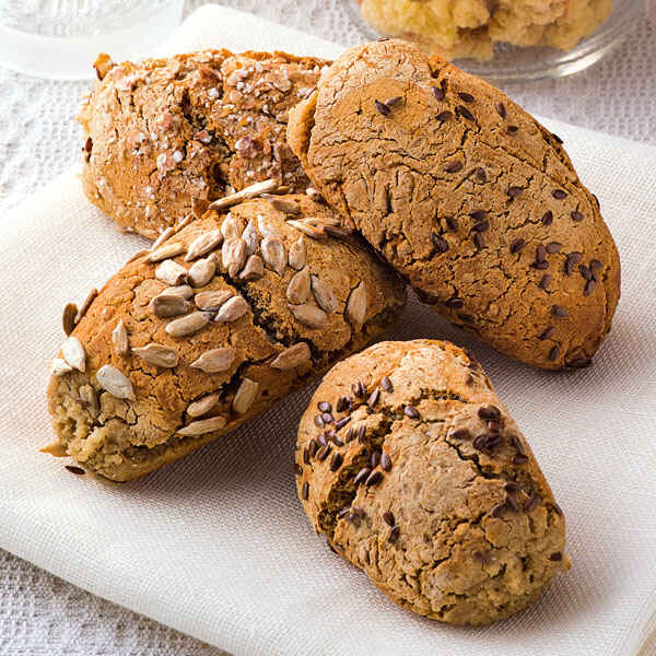 Buchweizenbrötchen mit Amaranth Rezept (glutenfrei) | Küchengötter Buchweizenbrötchen mit Amaranth Rezept (glutenfrei) | Küchengötter