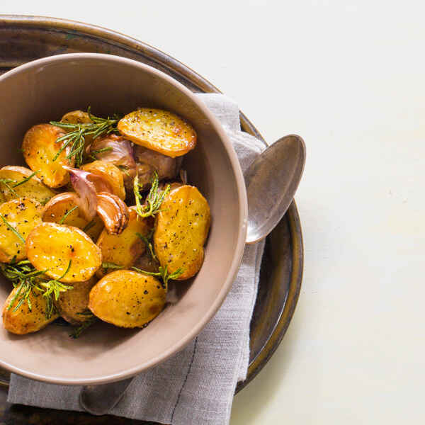 Rosmarin-Ofenkartoffeln Rezept | Küchengötter Rosmarin-Ofenkartoffeln Rezept | Küchengötter