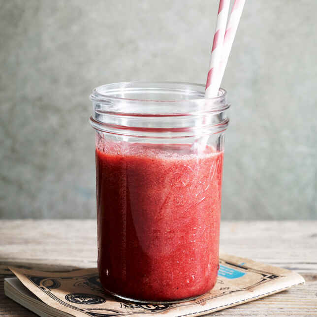 Gemüse-Smoothie mit Paprika und Tomate Rezept | Küchengötter