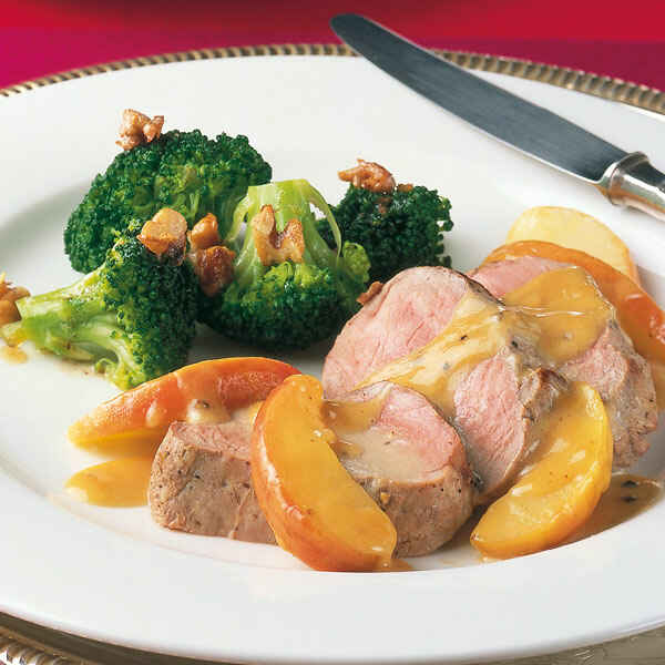 Schweinefilet mit Apfel-Curry-Sauce Rezept | Küchengötter Schweinefilet mit Apfel-Curry-Sauce Rezept | Küchengötter