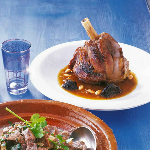 Geschmorte Lammhaxen mit Aprikosen Rezept | Küchengötter Geschmorte Lammhaxen mit Aprikosen Rezept | Küchengötter