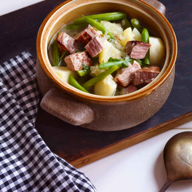 Bunter Bohneneintopf mit Kabanossi Rezept | Küchengötter Bunter Bohneneintopf mit Kabanossi Rezept | Küchengötter