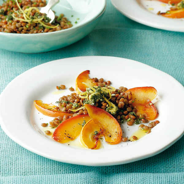 Lauwarmer Linsensalat mit grünen Le Puy-Linsen Rezept | Küchengötter Lauwarmer Linsensalat mit grünen Le Puy-Linsen Rezept | Küchengötter