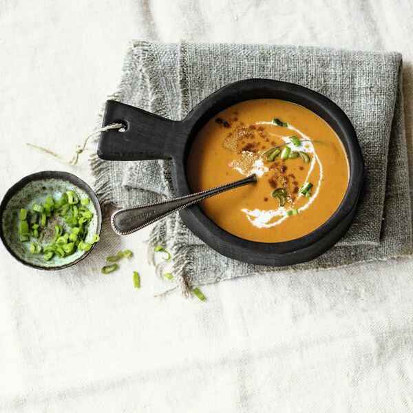 Möhren-Orangen-Suppe mit Linsen Rezept | Küchengötter Möhren-Orangen-Suppe mit Linsen Rezept | Küchengötter