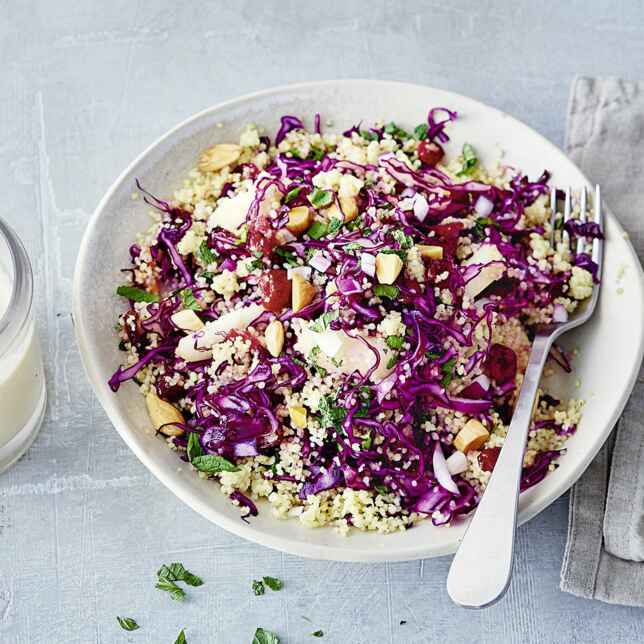 Rotkohl-Quiche mit Ziegenfrischkäse und Thymian Rezept | Küchengötter Rotkohl-Quiche mit Ziegenfrischkäse und Thymian Rezept | Küchengötter