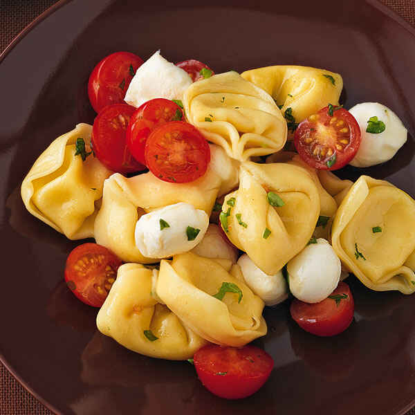 Tomaten-Sahne-Tortellini Rezept | Küchengötter Tomaten-Sahne-Tortellini Rezept | Küchengötter