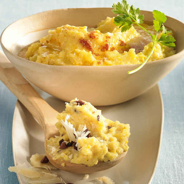 Polenta mit Butter, Sahne und Parmesan Rezept | Küchengötter