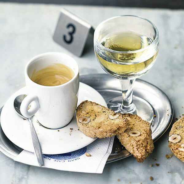 Vegane Anis-Haselnuss-Cantuccini Rezept | Küchengötter