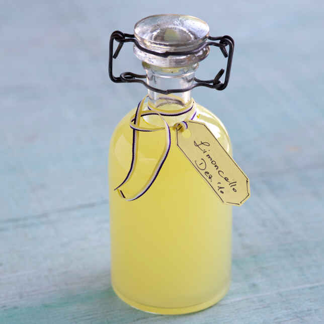 Limoncello-Gugelhupf Rezept | Küchengötter Limoncello-Gugelhupf Rezept | Küchengötter