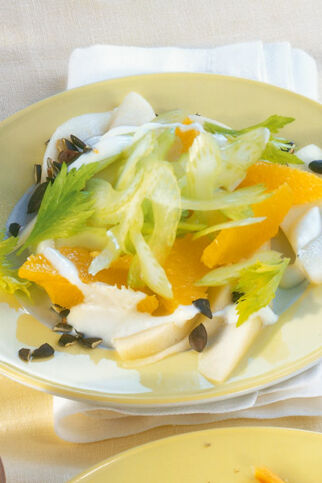 Fruchtiger Selleriesalat Fruchtiger Selleriesalat