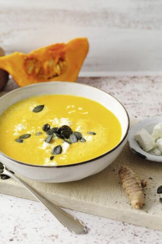 Süßkartoffel-Kürbis- Suppe mit Feta Süßkartoffel-Kürbis- Suppe mit Feta