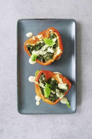 Paprika mit Falafelfüllung Paprika mit Falafelfüllung