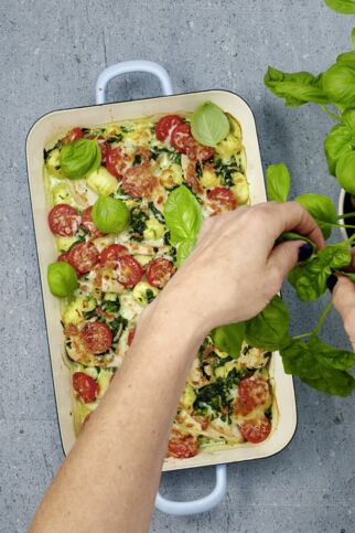 Hähnchen-Gnocchi-Gratinmit Spinat Hähnchen-Gnocchi-Gratinmit Spinat