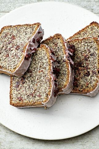 Mohn-Cranberry-Kuchen