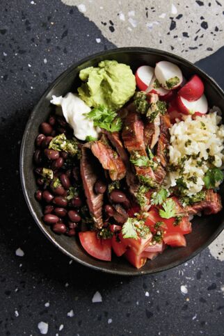 Steak-Bowl mit Chimichurri Steak-Bowl mit Chimichurri