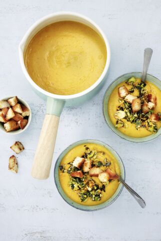 Kürbissuppe mit Orangen-Gremolata Kürbissuppe mit Orangen-Gremolata