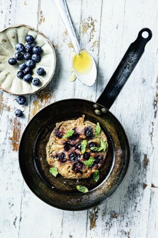 Heidelbeer-Pancakes mit Minze Heidelbeer-Pancakes mit Minze