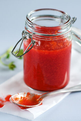 Erdbeer-Rhabarber-Sauce