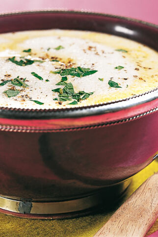 Reissuppe mit Joghurt