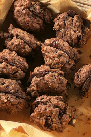 Gefüllte Schoko-Nuss-Kekse Gefüllte Schoko-Nuss-Kekse