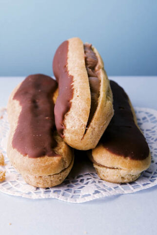 Eclairs au chocolat Eclairs au chocolat