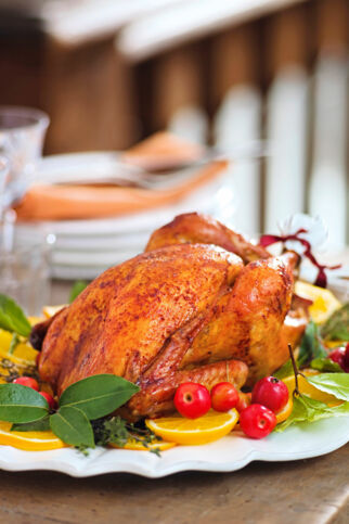 Truthahn mit Schinken-Brot-Füllung Truthahn mit Schinken-Brot-Füllung