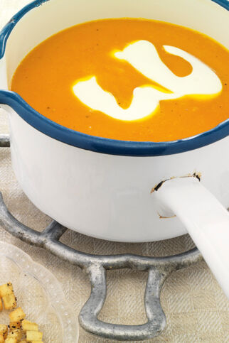 Kürbissuppe mit Kartoffeln Kürbissuppe mit Kartoffeln