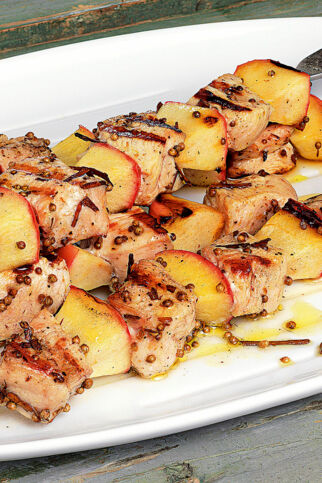 Putenspieße mit Äpfeln Putenspieße mit Äpfeln