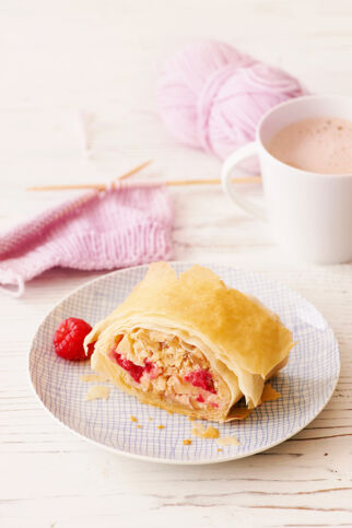 Apfel-Himbeer-Strudel Apfel-Himbeer-Strudel