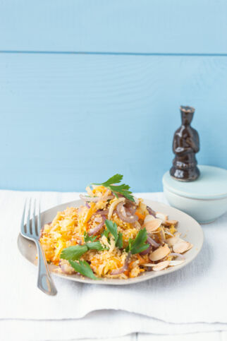 Couscoussalat mit Gemüse Couscoussalat mit Gemüse