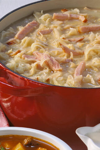 Sauerkrautsuppe mit Kasseler Sauerkrautsuppe mit Kasseler