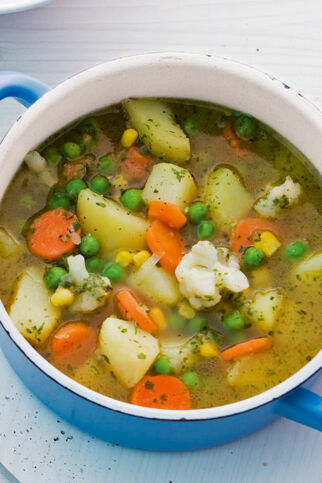 Gemüseeintopf mit Croûtons Gemüseeintopf mit Croûtons