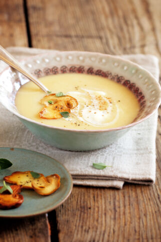 Steinpilzsuppe mit Kartoffeln Steinpilzsuppe mit Kartoffeln