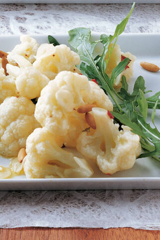 Scharfer Blumenkohlsalat Scharfer Blumenkohlsalat