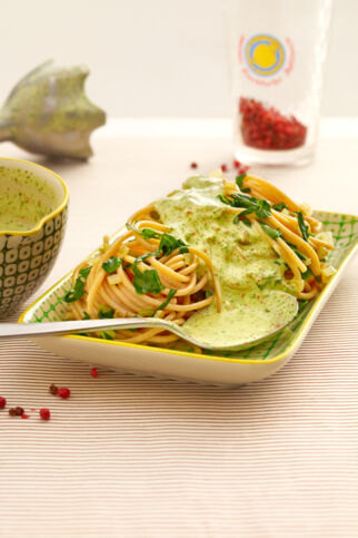 Mangold-Bärlauch-Nudeln Mangold-Bärlauch-Nudeln