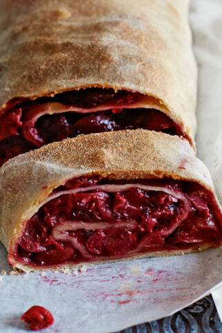 Kirsch-Vanille-Strudel Kirsch-Vanille-Strudel