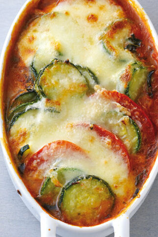 Parmigiana mit Zucchini Parmigiana mit Zucchini