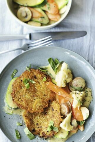 Grünkernrösti mit Rahmgemüse Grünkernrösti mit Rahmgemüse