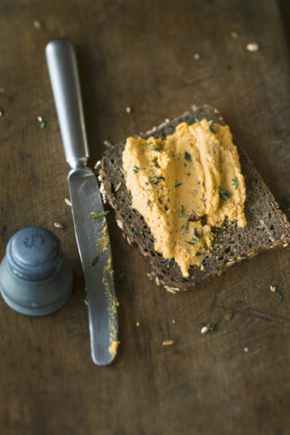 Ziegenkäse-Süßkartoffel-Thymian-Aufstrich Ziegenkäse-Süßkartoffel-Thymian-Aufstrich