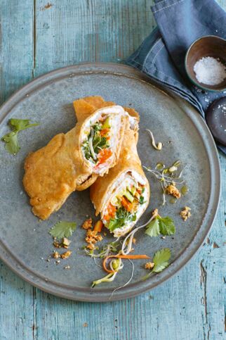 Zucchini-Schinken-Wraps mit Zitronen-Gomasio