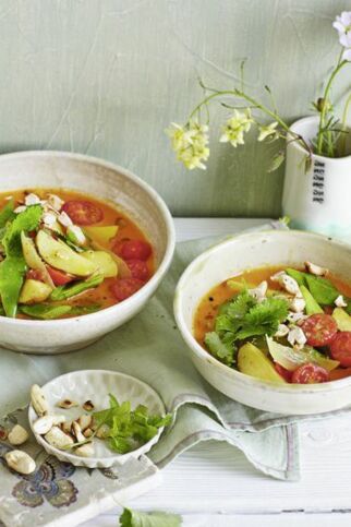 Bohnen-Kartoffel-Curry mit Cashews