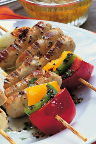 Rostbratwurst-Spießchen Rostbratwurst-Spießchen