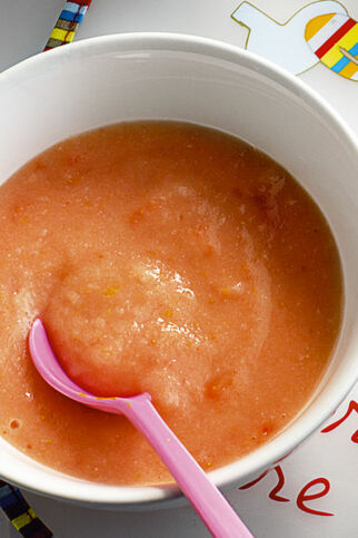 Erdbeer-Grießbrei Erdbeer-Grießbrei