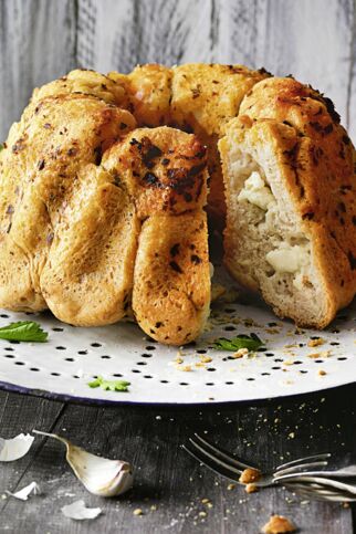 Garlic-Cheese-Monkey-Bread Garlic-Cheese-Monkey-Bread