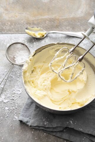 Schnelle Buttercreme für Torten selber machen Schnelle Buttercreme