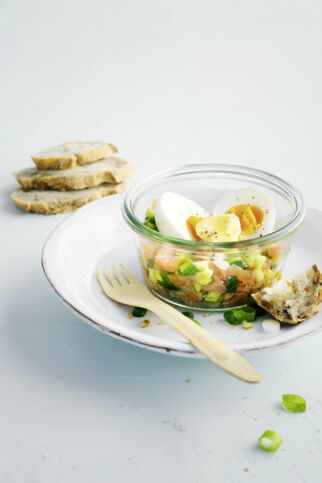 Eier mit Lachstatar Eier mit Lachstatar