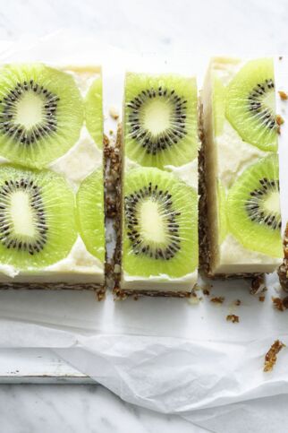 Geballte Fruchtpower raw Kiwi-Cake Geballte Fruchtpower raw Kiwi-Cake