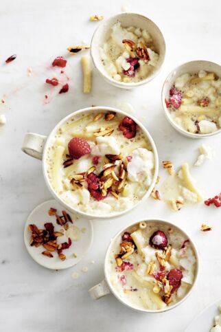 Süße Vanille-Nudelsuppe Süße Vanille-Nudelsuppe